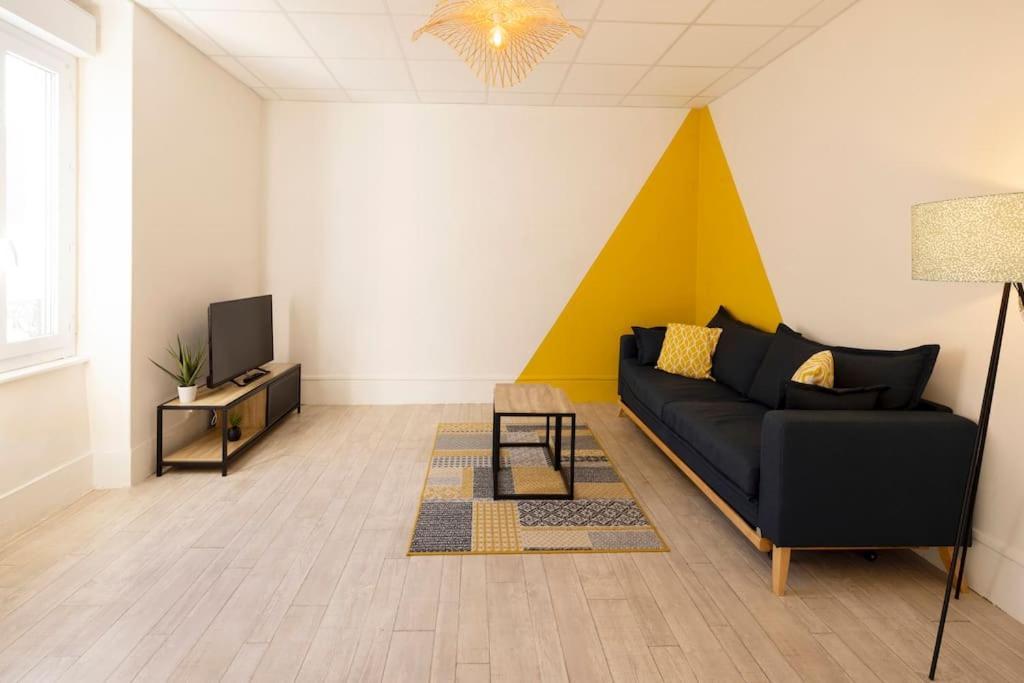 Le Cosy C - T2 Tout Equipe - Centre-Ville Gare Montlucon Luaran gambar